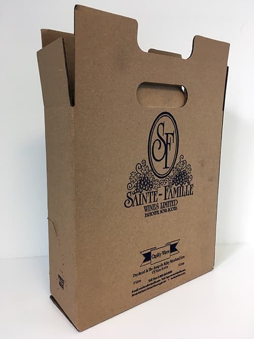 Custom packaging sample - Sainte Famille wine box